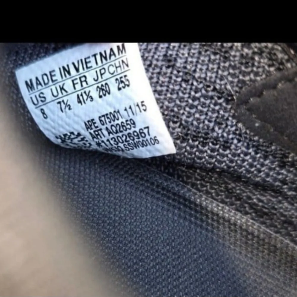 Men's tennis shoes size 8 black shoes - Picture 9 of 9